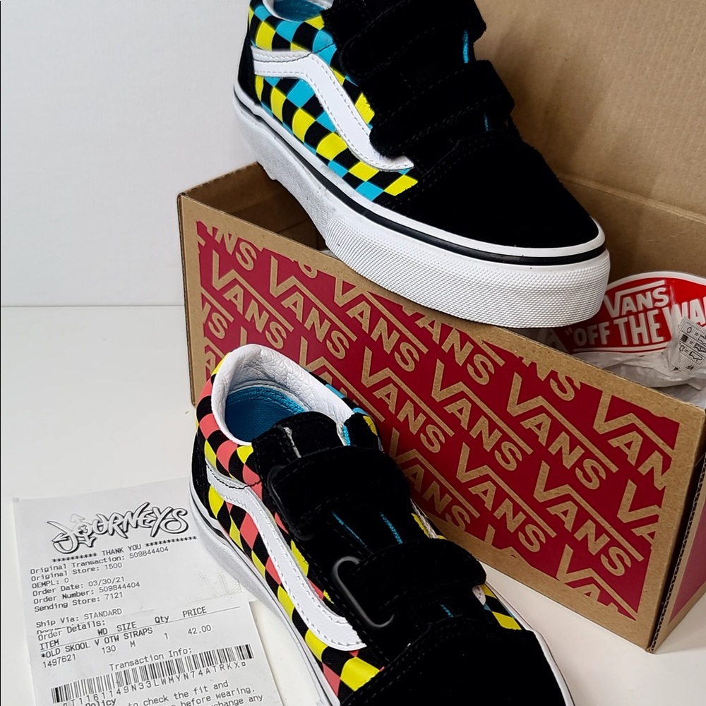 Glow in the dark Checkered Old Skool Vans
